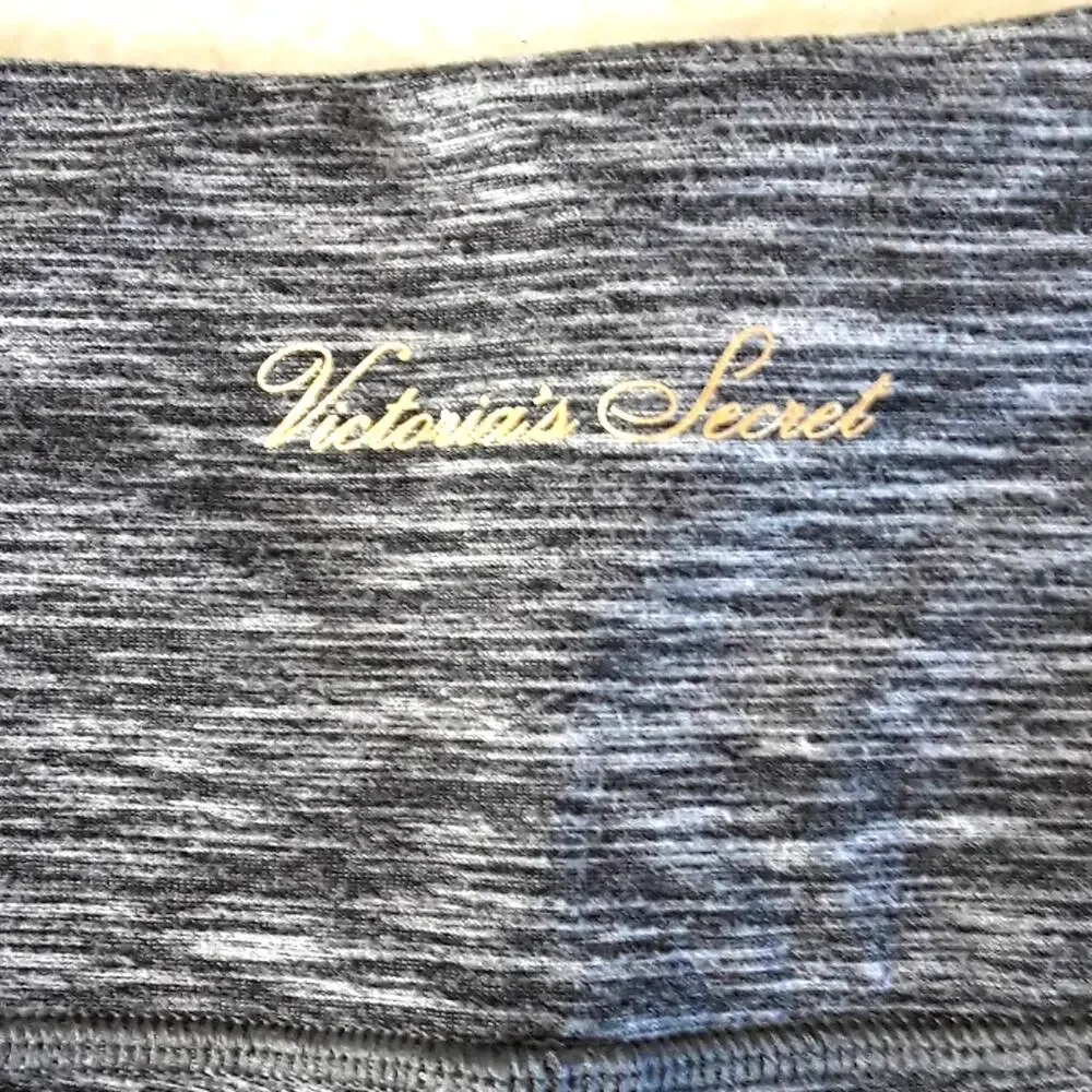 Victoria's Secret Sz S Gray Highrise Cropped Pockets Logo Spell out Leggings